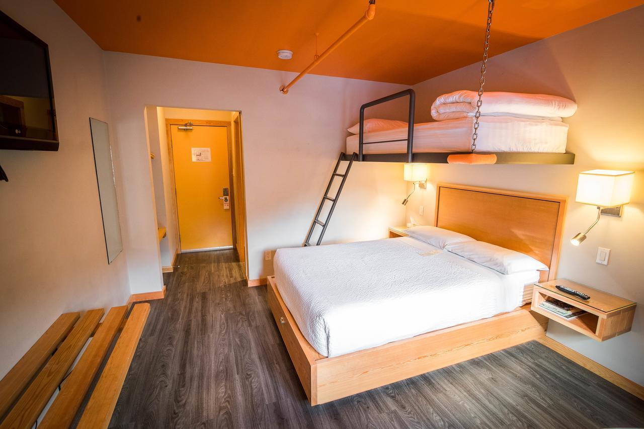 Adventure Hotel Нельсон Экстерьер фото
